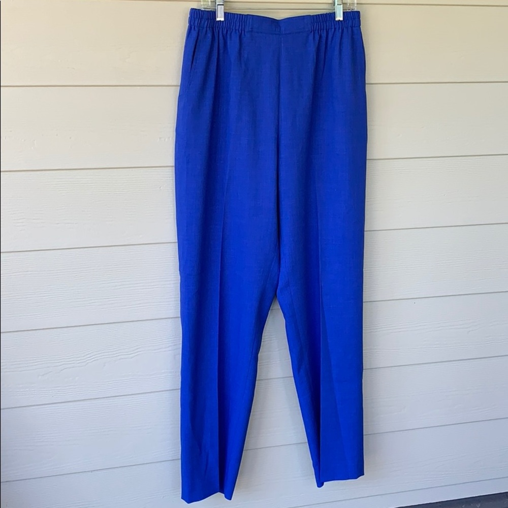Pull-on pant - size 16